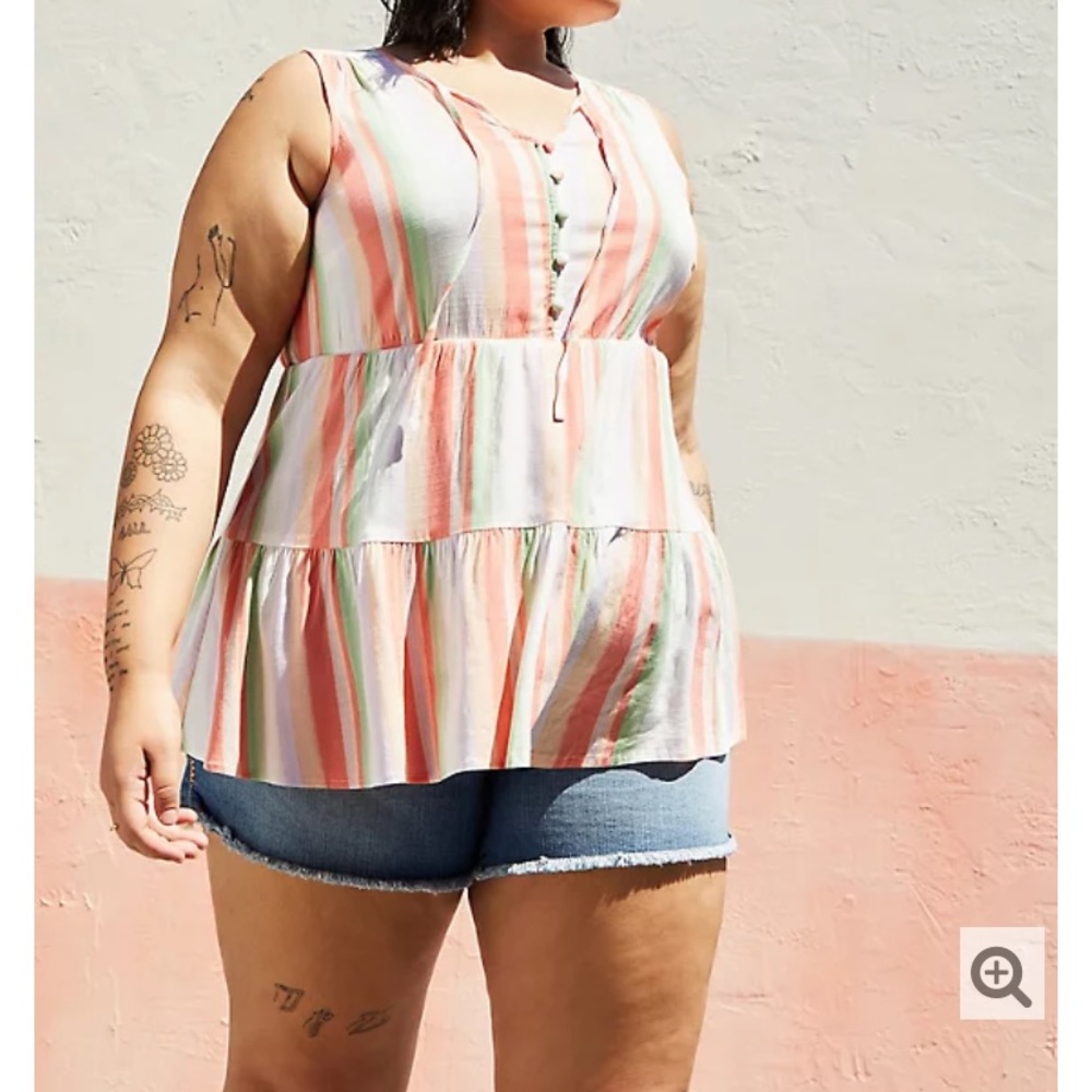 Torrid size 3 Tiered Tank
